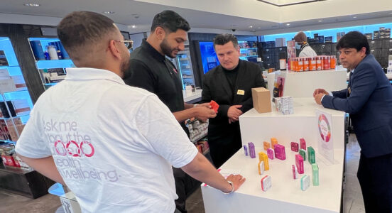 Diso Wellbeing Product Stand With Employees